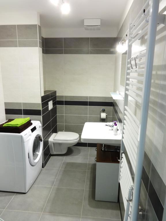 Apartments 4U Center + Free Parking Όλομουτς Εξωτερικό φωτογραφία
