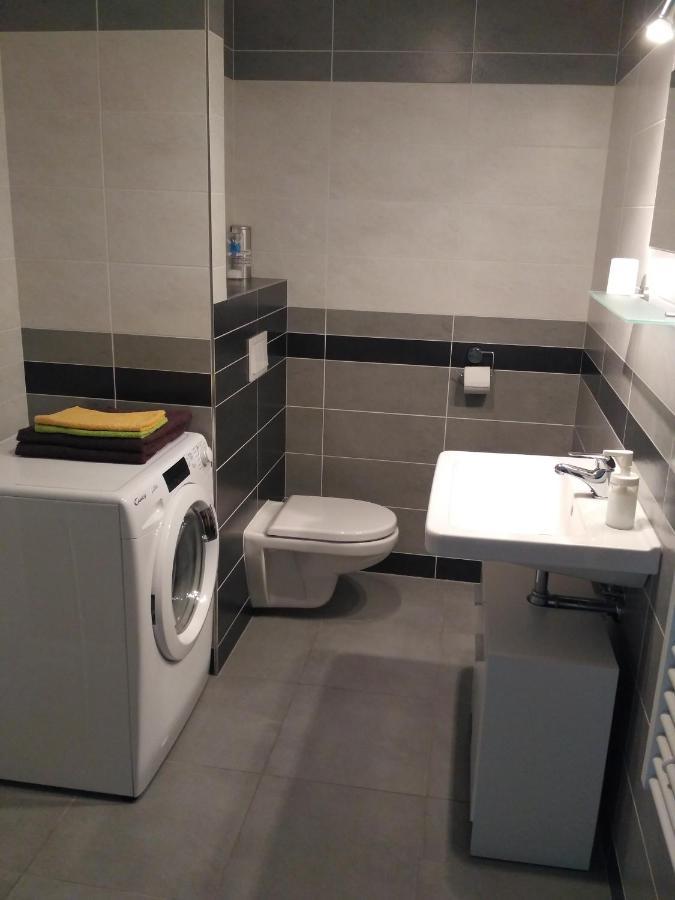 Apartments 4U Center + Free Parking Όλομουτς Εξωτερικό φωτογραφία